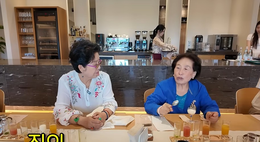 82세 선우용여, 유튜브 ‘순풍’으로 제2의 전성기… 현실적인 인생 조언과 솔직 행보로 대중과 소통
